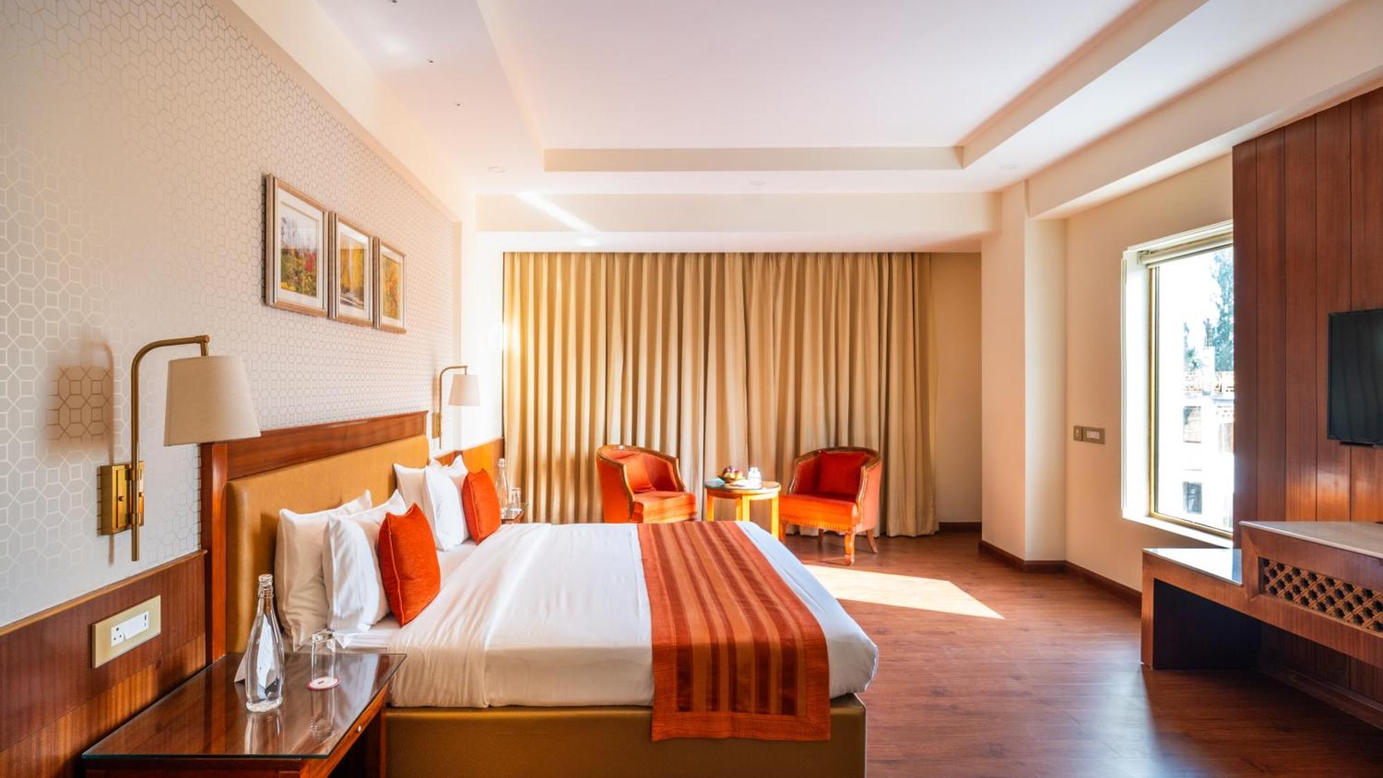 Hotel Dragon เลห์ ภายนอก รูปภาพ
