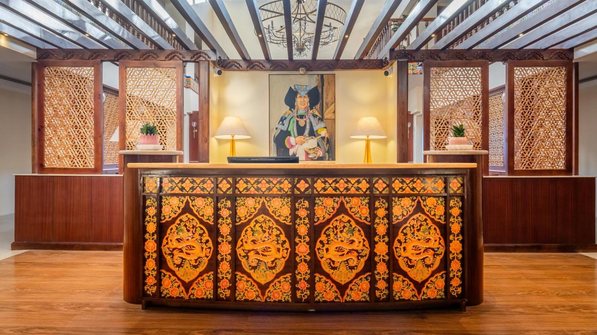 Hotel Dragon เลห์ ภายนอก รูปภาพ